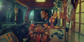 Dekotora Japanese truck culture. © Todd Antony