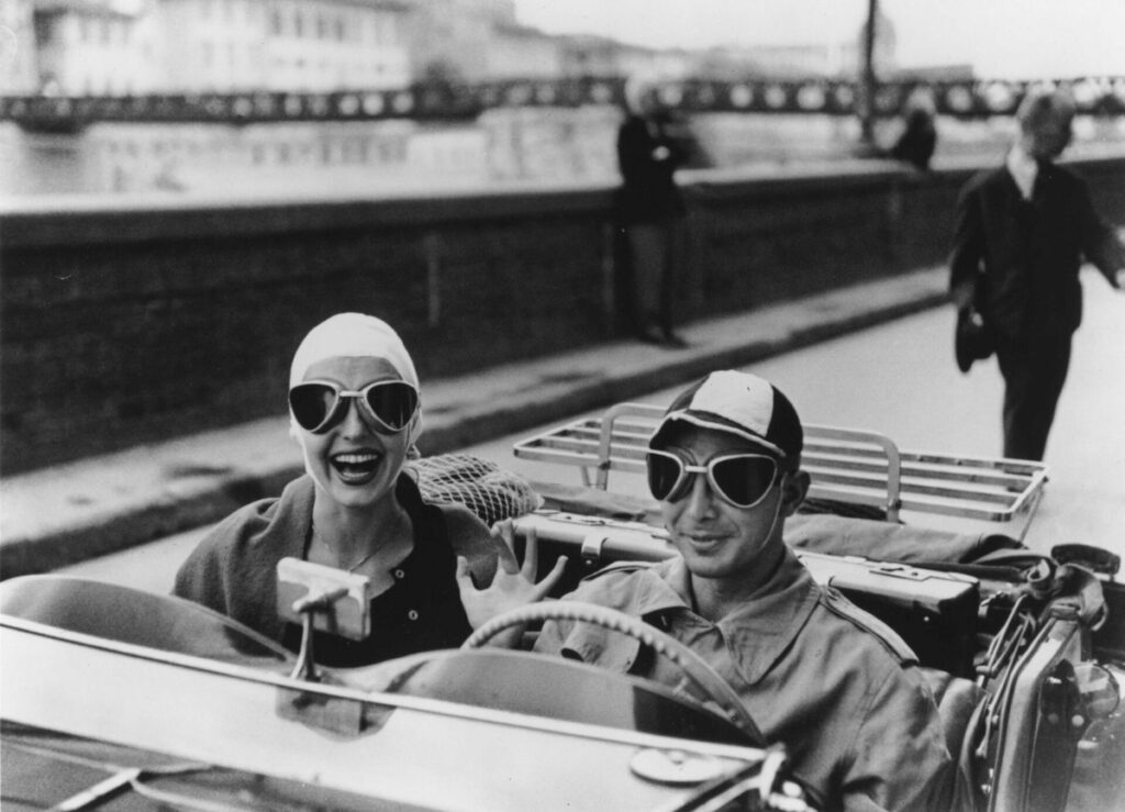 Jinx and Justin in MG, Firenze, 1951. © Ruth Orkin