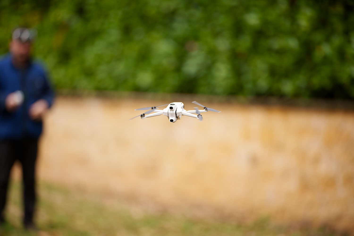 test laowa 200mm f2_11