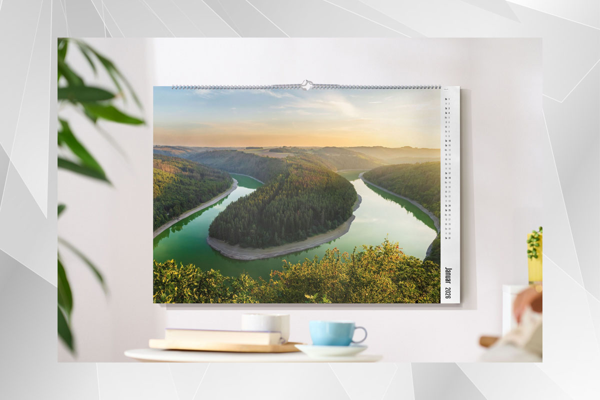 Best Photo Service - 
CEWE Wall Calendar XXL