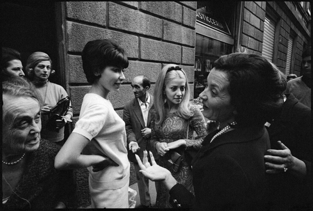 Venezia, Italia, 1962. © Bruno Barbey Magnum Photos