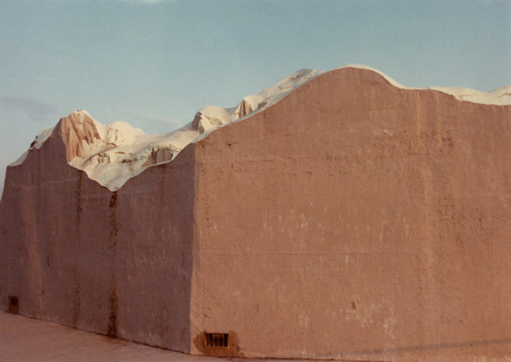 Rimini, 1977. Luigi Ghirri © Eredi di Luigi Ghirri