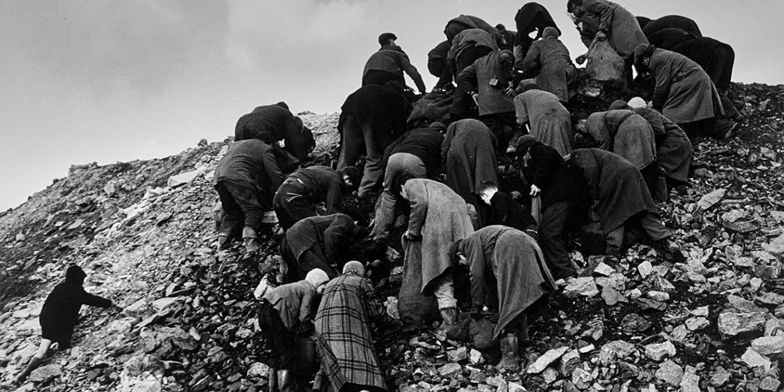 Dark Tales mostra fotografica gotico e fotografia documentaria Martin Parr Foundation
