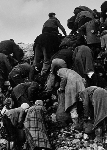 Dark Tales mostra fotografica gotico e fotografia documentaria Martin Parr Foundation