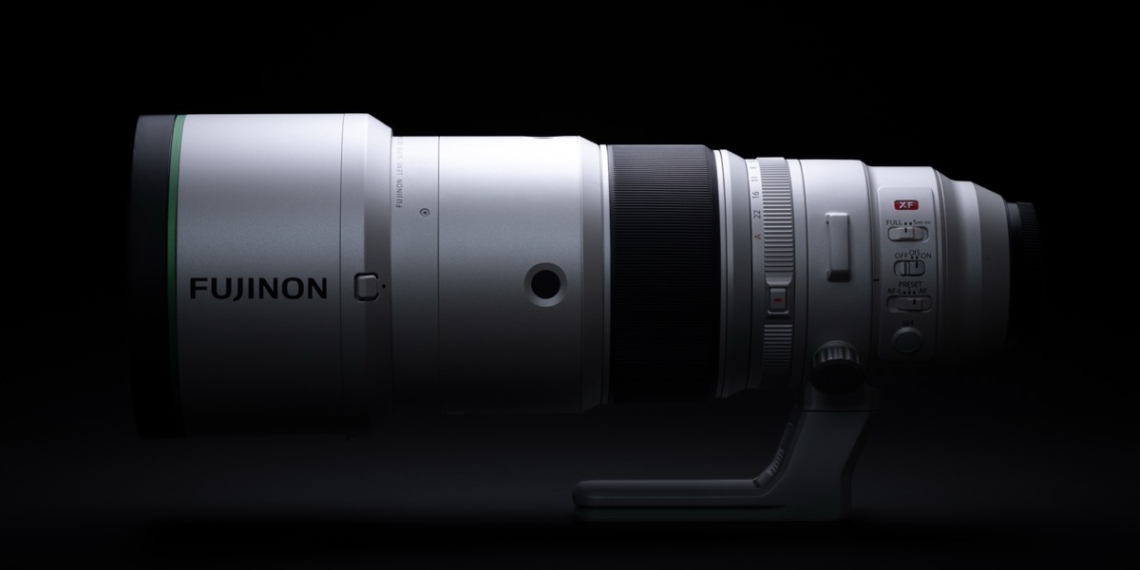 Il Fujinon XF400mmF4.5 R LM OIS WR sarà disponibile dal 10 settembre 2026 a 2.950 euro.