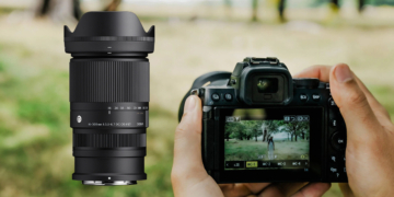 Il 16-300mm F3.5-6.7 DC OS Contemporary annunciato a inizio 2025 con innesti Canon RF, Sony E, Fujifilm X e L-Mount è ora disponibile anche in versione Nikon Z.